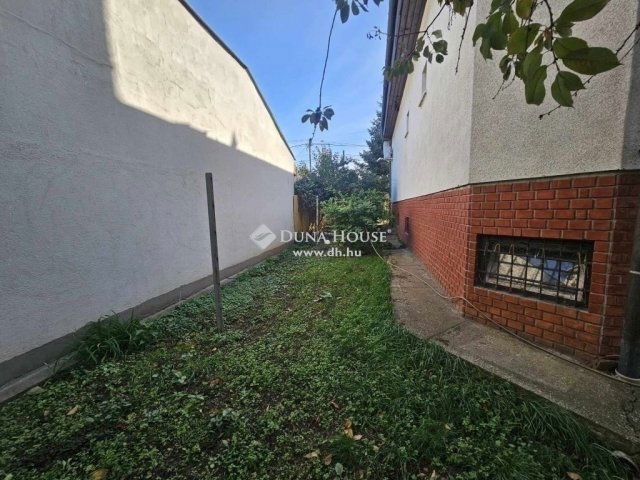 Eladó családi ház, Budapesten, XVIII. kerületben 140 M Ft