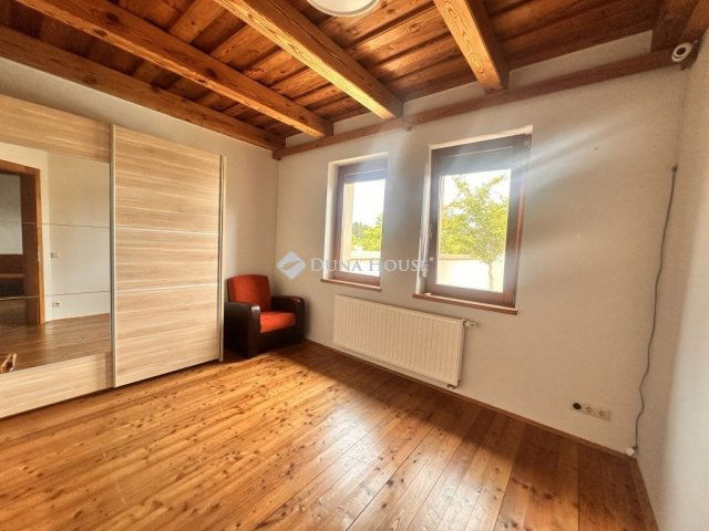 Eladó családi ház, Csákánydoroszlón 120 M Ft, 5 szobás