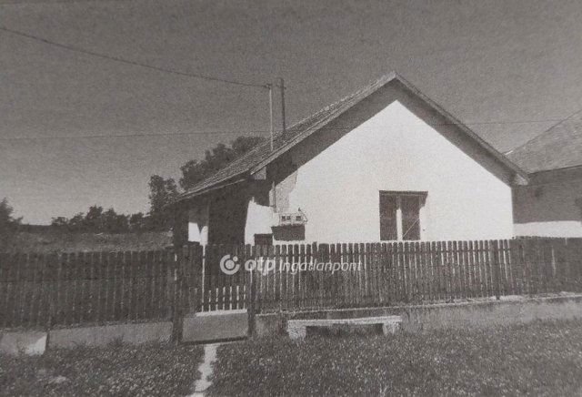 Eladó családi ház, Nyírmadán 3.9 M Ft, 2 szobás