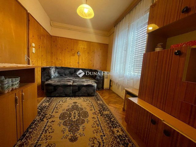 Eladó családi ház, Kiskutason 28 M Ft, 3 szobás