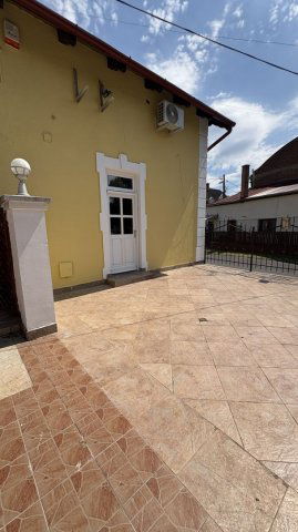 Eladó üzlethelyiség, Debrecenben 159 M Ft / költözzbe.hu