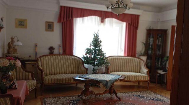 Eladó családi ház, Szegeden 119.9 M Ft, 4+1 szobás