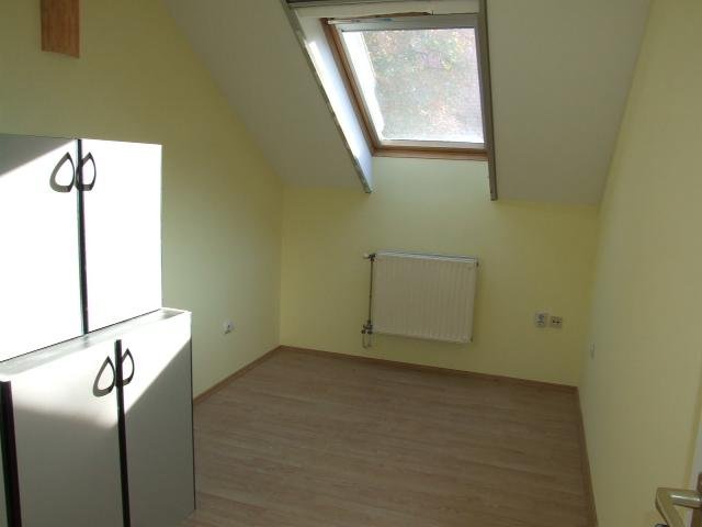 Kiadó téglalakás, albérlet, Gyulán 110 E Ft / hó, 4 szobás