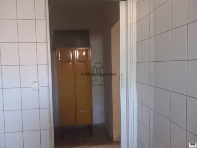 Eladó ipari ingatlan, Kengyelen 14.9 M Ft / költözzbe.hu