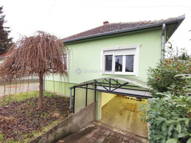 Eladó családi ház, Kecskeméten 93 M Ft, 4 szobás