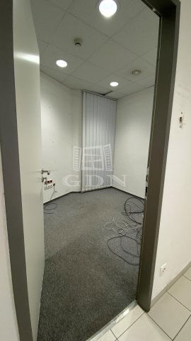 Kiadó üzlethelyiség, Budapesten, II. kerületben 1200 E Ft / hó
