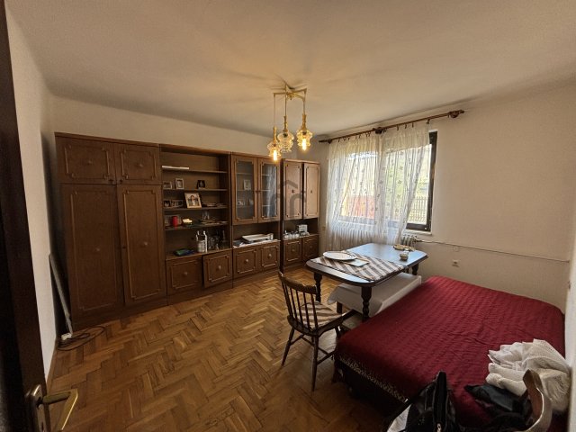 Eladó családi ház, Debrecenben 143 M Ft, 3 szobás