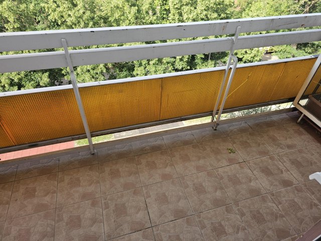 Eladó téglalakás, Budapesten, XVIII. kerületben, Halomi úton
