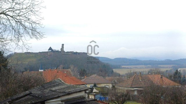 Eladó családi ház, Nógrádon 59.8 M Ft, 4 szobás