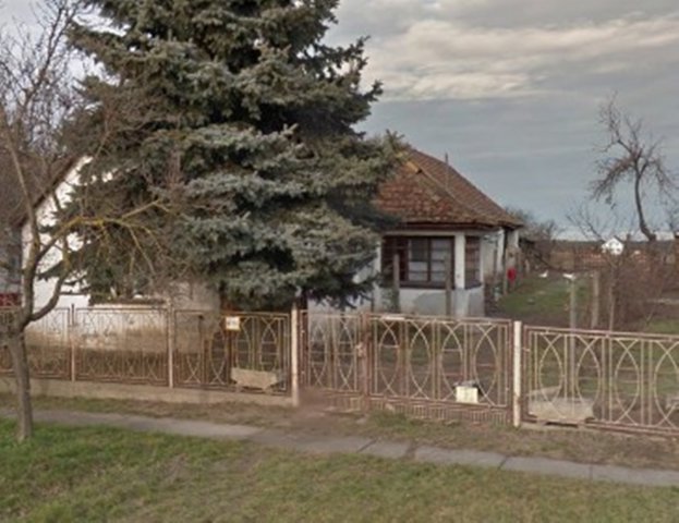 Eladó családi ház, Balatonszabadiban 30 M Ft, 2 szobás