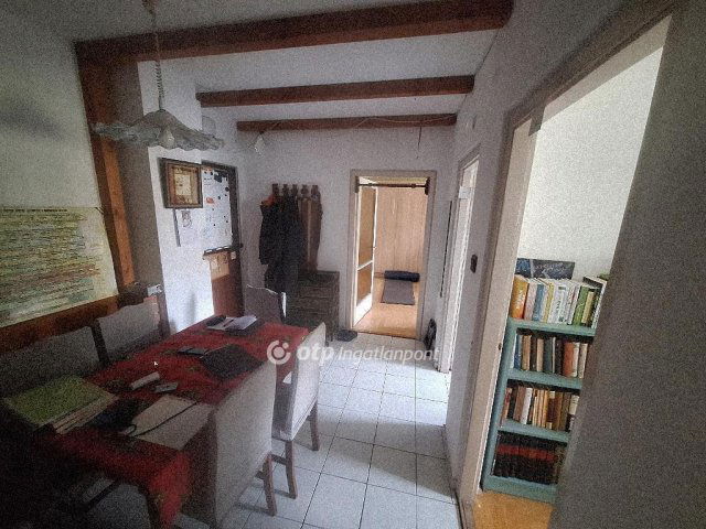 Eladó panellakás, Budapesten, III. kerületben 76 M Ft, 1+2 szobás