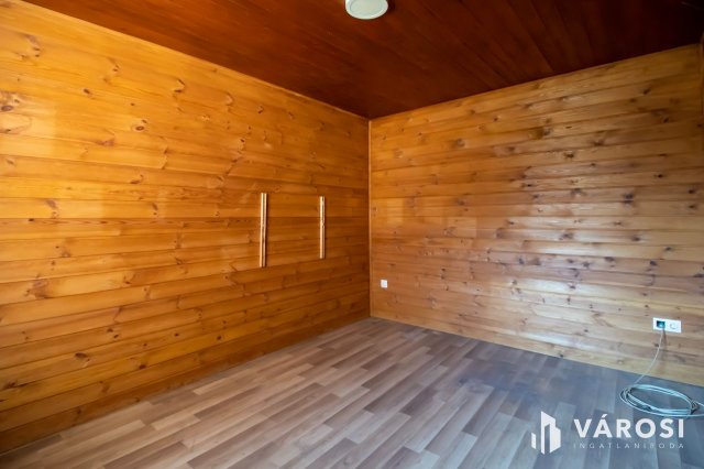 Eladó családi ház, Velencén 42 M Ft, 1+1 szobás