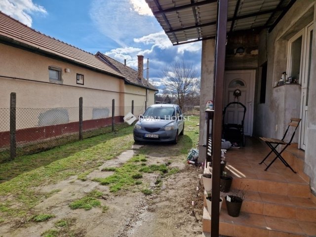 Eladó családi ház, Monoron 89.99 M Ft, 6 szobás