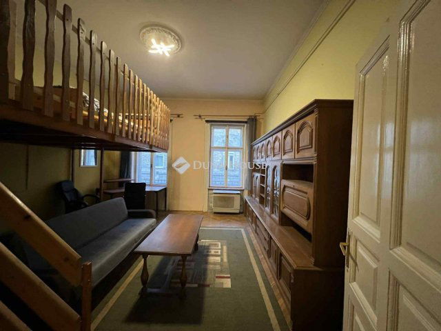 Eladó téglalakás, Budapesten, VIII. kerületben 49.9 M Ft