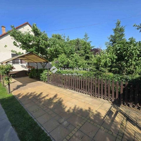 Eladó családi ház, Kecskeméten 34.9 M Ft, 2 szobás