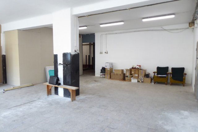 Kiadó ipari ingatlan, Pécsett, Északmegyer dűlőn 230 E Ft / hó