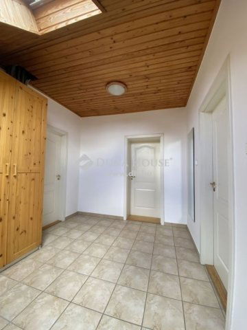 Eladó családi ház, Budapesten, XVII. kerületben 215 M Ft