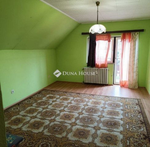 Eladó családi ház, Budapesten, XV. kerületben 110 M Ft, 6 szobás