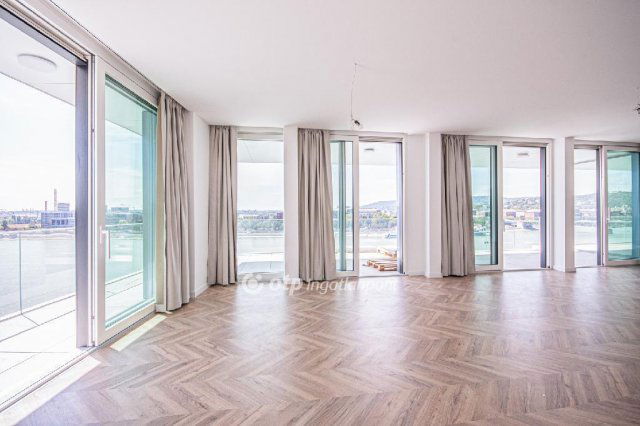 Eladó téglalakás, Budapesten, IX. kerületben 582 M Ft, 4 szobás