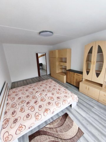 Kiadó panellakás, albérlet, Miskolcon 120 E Ft / hó, 2 szobás
