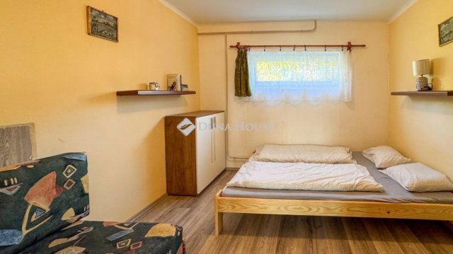 Eladó családi ház, Bogácson 64.95 M Ft, 7 szobás