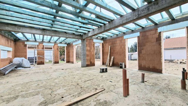 Eladó ikerház, Nyíregyházán 90.5 M Ft, 3 szobás