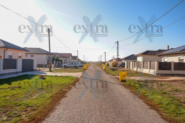 Eladó telek, Deszken 19.5 M Ft, 1 szobás / költözzbe.hu