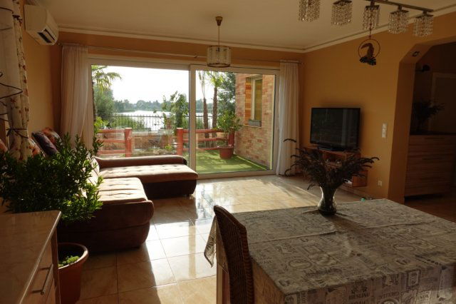 Eladó családi ház, Kiskunlacházán 135.9 M Ft, 4 szobás