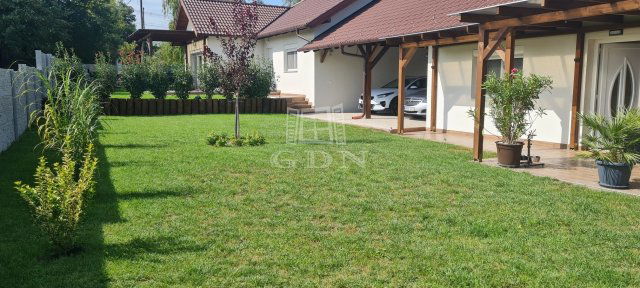 Eladó családi ház, Tordason 164.9 M Ft, 6 szobás