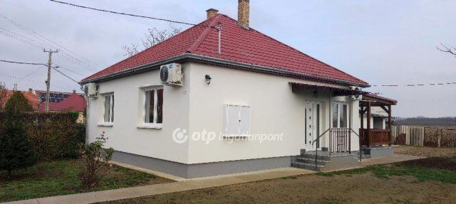 Eladó családi ház, Nyírbogdányon 44.9 M Ft, 2 szobás