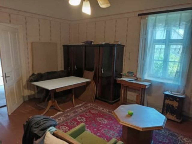 Eladó családi ház, Túrkevén 11.5 M Ft, 1+1 szobás