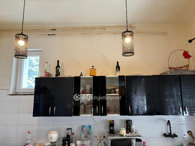 Eladó családi ház, Görbeházán 54 M Ft, 5 szobás