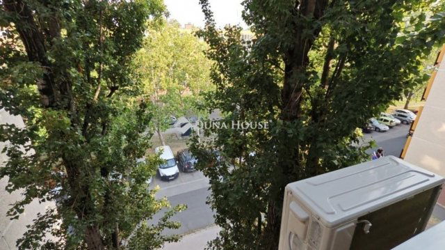 Eladó panellakás, Kecskeméten 44.9 M Ft, 3 szobás