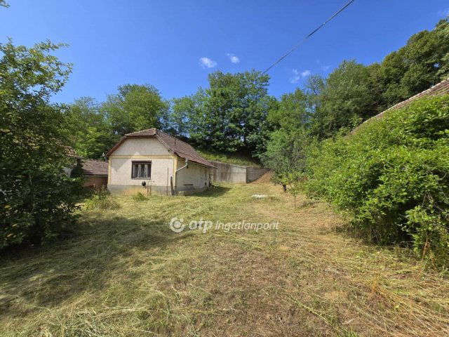 Eladó családi ház, Mátraballán 9.5 M Ft, 1 szobás