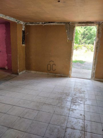 Eladó családi ház, Cegléden 11.9 M Ft, 1 szobás