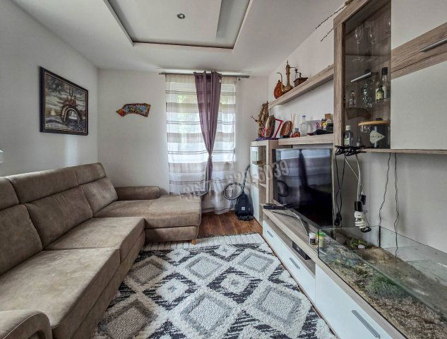 Eladó téglalakás, Sopronban 64 M Ft, 2 szobás