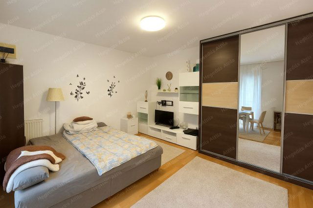 Kiadó téglalakás, albérlet, Nyíregyházán 160 E Ft / hó