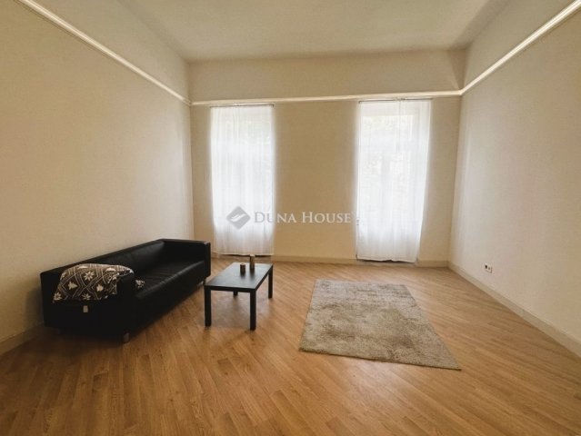 Eladó téglalakás, Budapesten, VI. kerületben 164 M Ft, 4 szobás