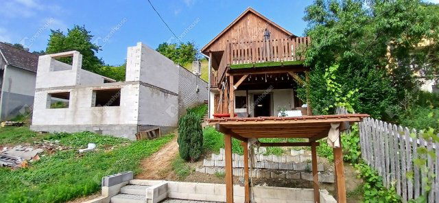 Eladó családi ház, Nagykapornakon 16.29 M Ft, 1 szobás