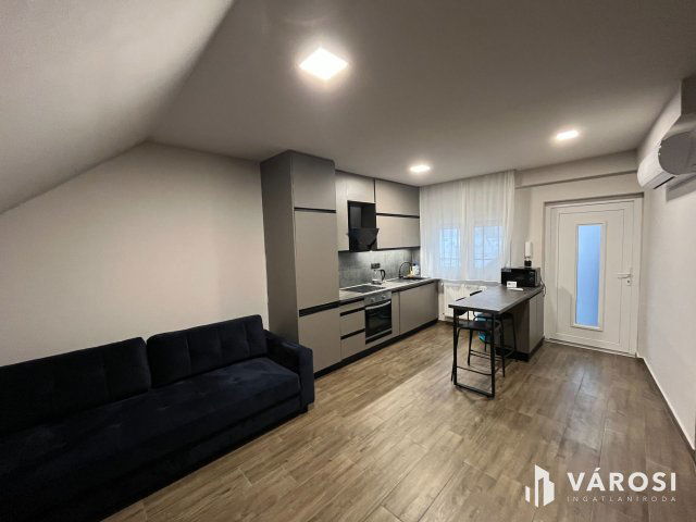 Kiadó téglalakás, albérlet, Debrecenben 230 E Ft / hó, 1 szobás