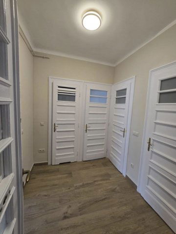 Kiadó téglalakás, albérlet, I. kerületben, Hunyadi János úton