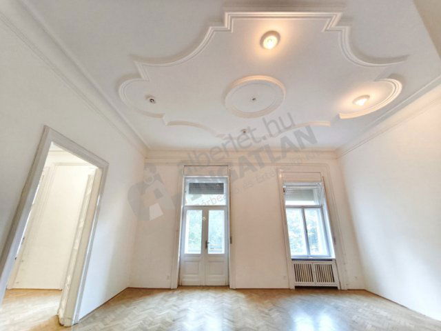 Kiadó téglalakás, albérlet, VIII. kerületben, Lőrinc pap téren