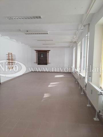 Kiadó üzlethelyiség, Veszprémben 156 E Ft / hó, 1 szobás