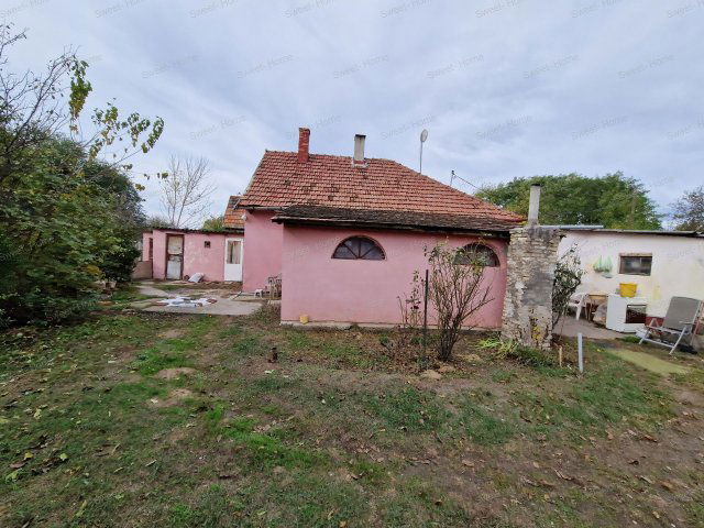 Eladó családi ház, Kecskeméten 24.9 M Ft, 3 szobás