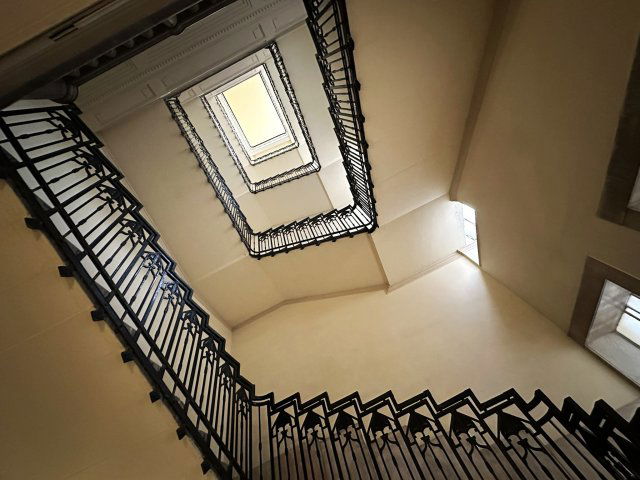 Eladó téglalakás, Budapesten, V. kerületben, Falk Miksa utcában