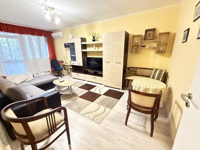 Kiadó panellakás, albérlet, Pakson 150 E Ft / hó, 2 szobás