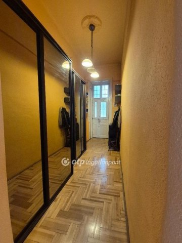 Eladó téglalakás, Budapesten, VIII. kerületben 74.9 M Ft