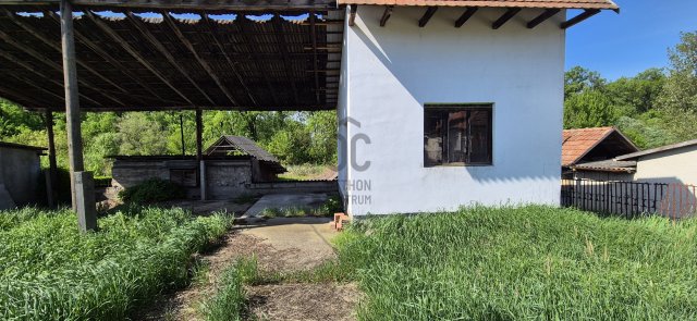 Eladó családi ház, Tiszacsegén 14.8 M Ft, 2 szobás
