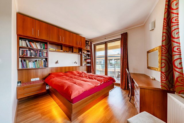 Eladó téglalakás, Siófokon 385 M Ft, 3 szobás