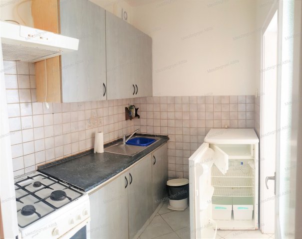 Kiadó panellakás, albérlet, Sopronban 200 E Ft / hó, 2+1 szobás